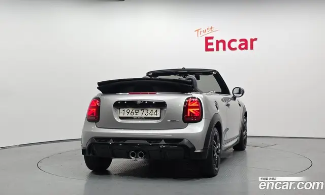Mini Cooper Convertible 2024 2.0 автомат (гидро), миниатюра 4 Mini Cooper Convertible 2024 2.0 автомат (гидро), миниатюра 4