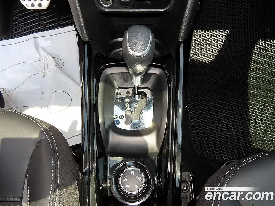 Peugeot 2008 2019 1.5 автомат (гидро), фото 10