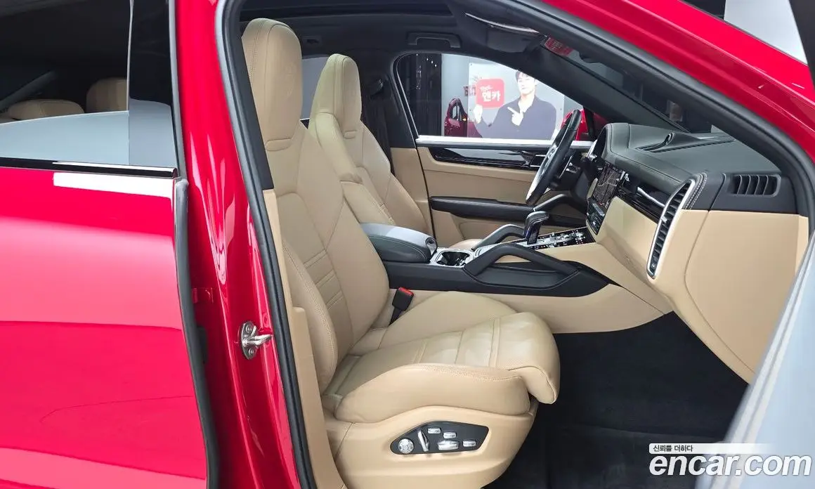 Porsche Cayenne 2021 3.0 автомат (гидро), фото 16