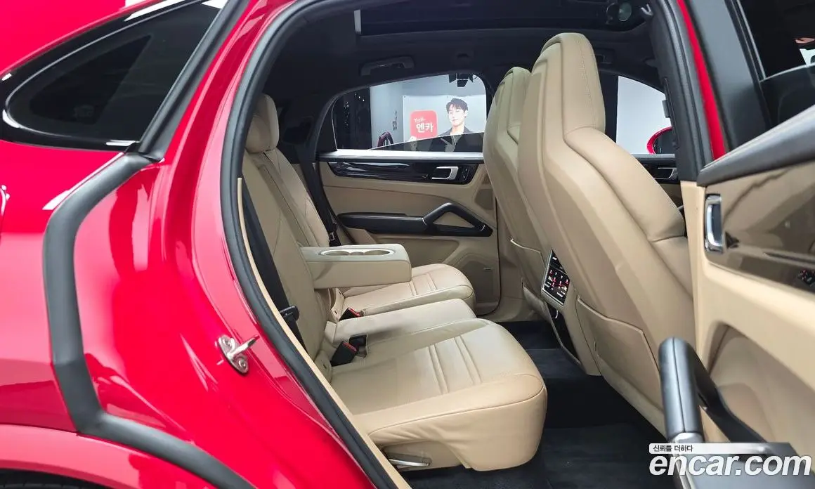 Porsche Cayenne 2021 3.0 автомат (гидро), фото 17