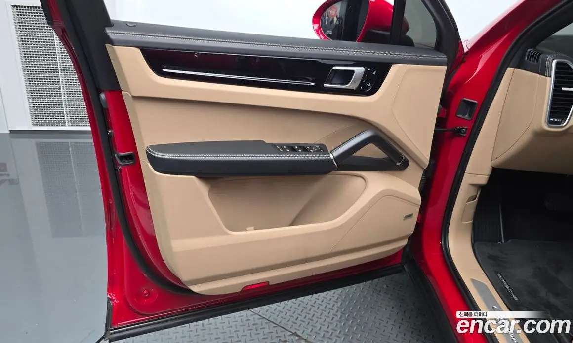 Porsche Cayenne 2021 3.0 автомат (гидро), фото 30