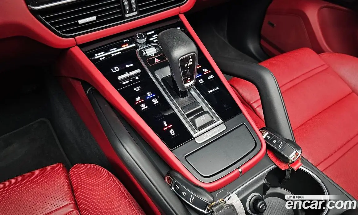 Porsche Cayenne 2022 3.0 автомат (гидро), фото 11