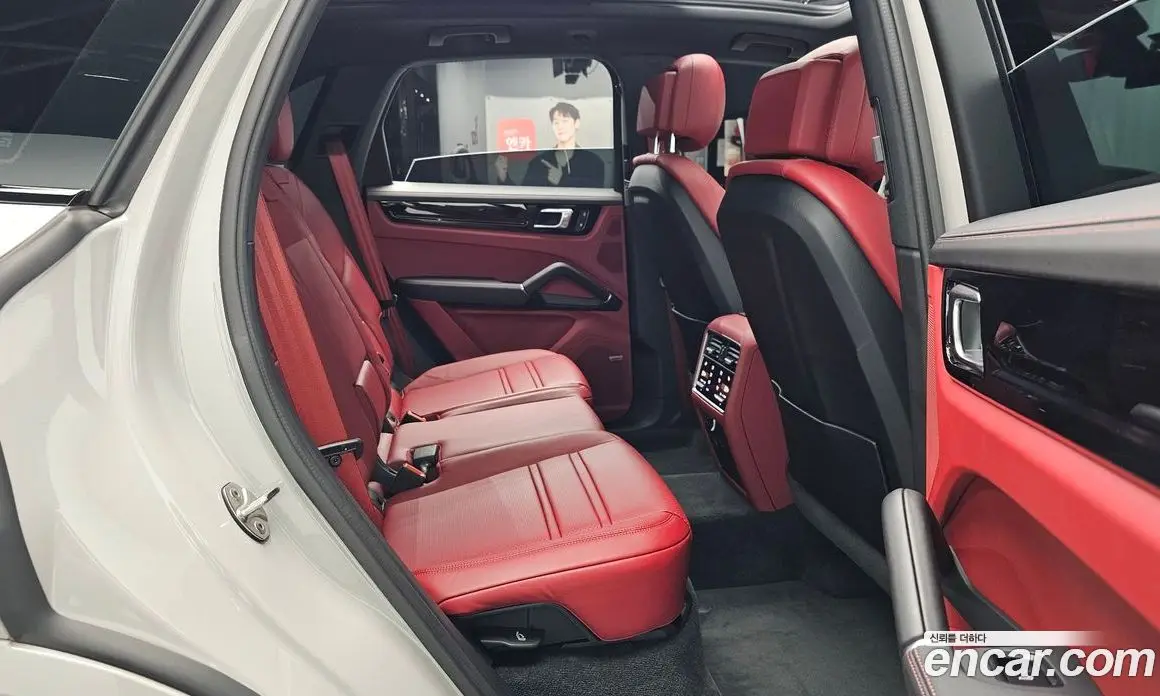 Porsche Cayenne 2022 3.0 автомат (гидро), фото 16