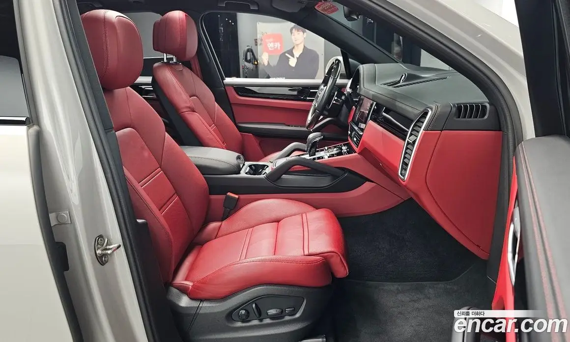 Porsche Cayenne 2022 3.0 автомат (гидро), фото 17