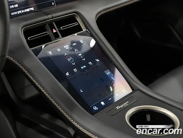 Porsche Taycan 2025 0.1 автомат (гидро), миниатюра 9