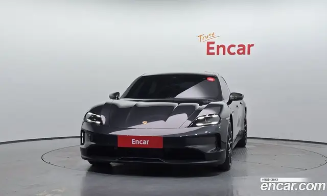Porsche Taycan 2025 0.1 автомат (гидро), миниатюра 3