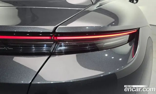 Porsche Taycan 2025 0.1 автомат (гидро), миниатюра 9