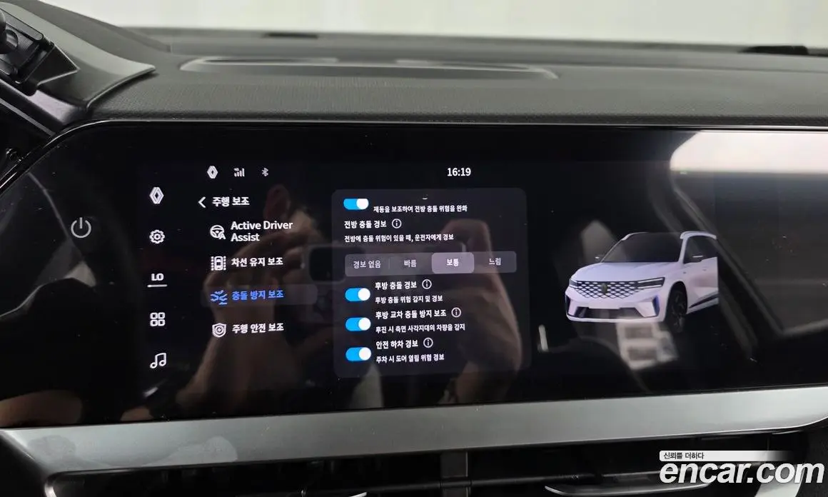 Renault (Samsung) Grand Koleos 2025 1.5 автомат (гидро), фото 15