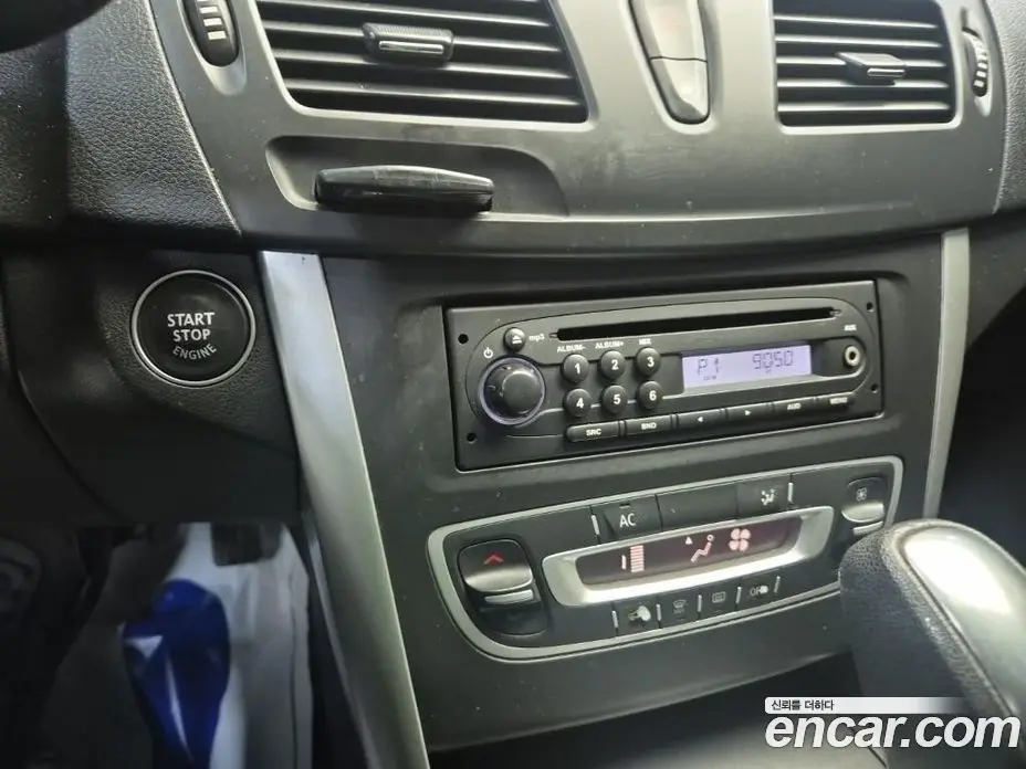 Renault (Samsung) SM5 2012 2.0 автомат (гидро), фото 14 Renault (Samsung) SM5 2012 2.0 автомат (гидро), фото 14