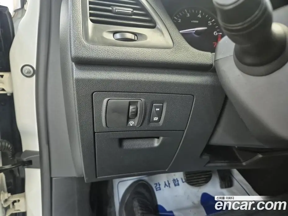 Renault (Samsung) SM5 2012 2.0 автомат (гидро), фото 15 Renault (Samsung) SM5 2012 2.0 автомат (гидро), фото 15