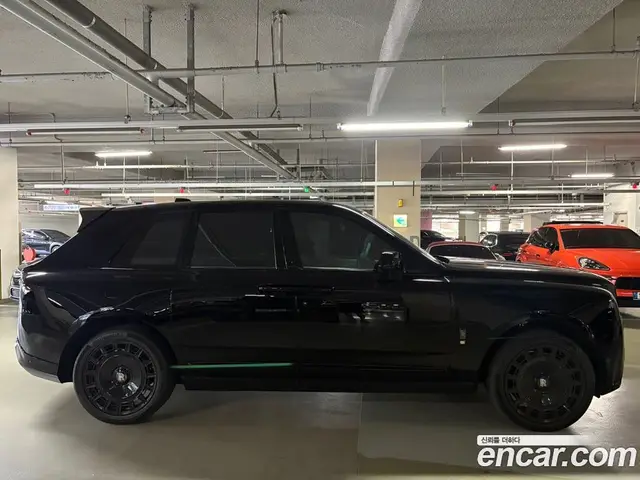 Rolls-Royce Cullinan 2019 6.7 автомат (гидро), миниатюра 4