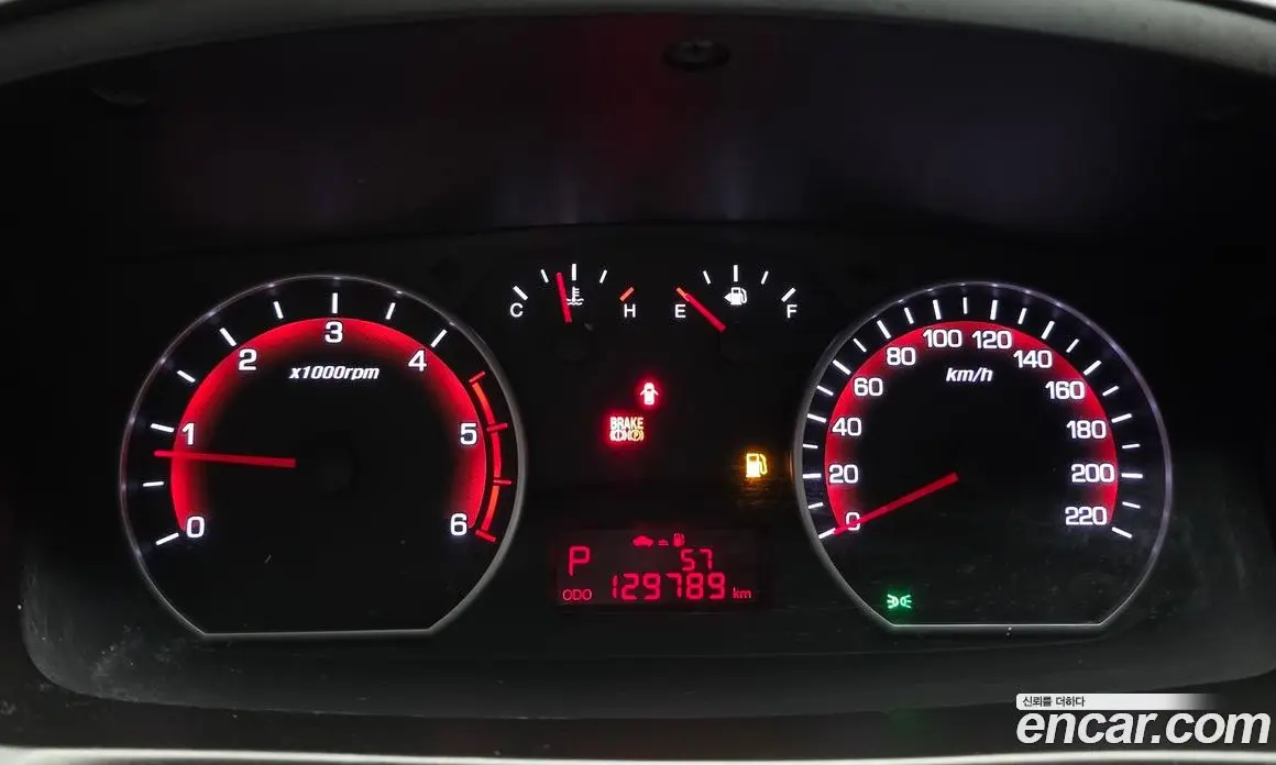 SsangYong Korando 2015 2.0 автомат (гидро), фото 11
