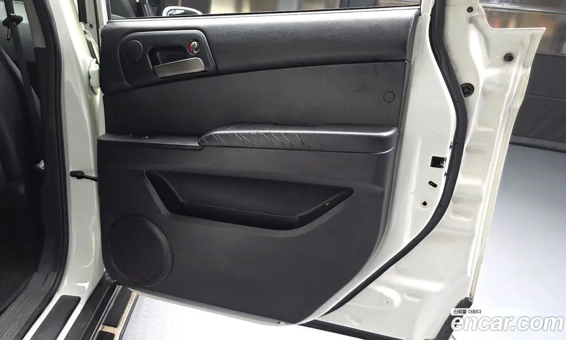 SsangYong Korando 2015 2.0 автомат (гидро), фото 15