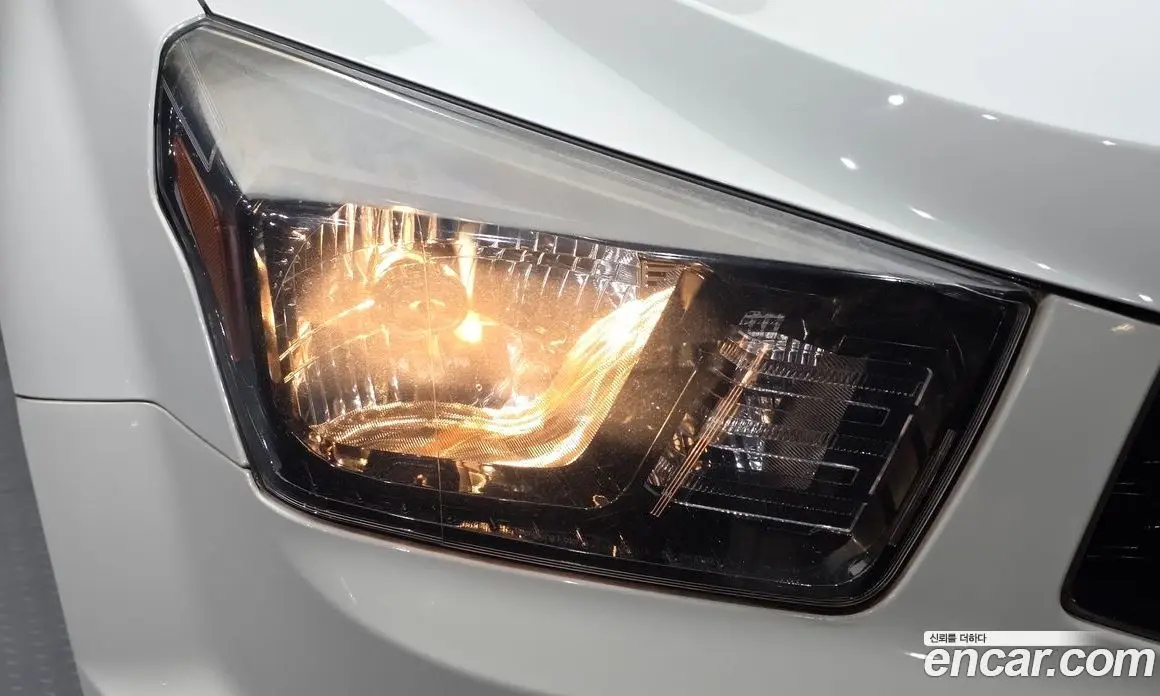SsangYong Korando 2015 2.0 автомат (гидро), фото 8