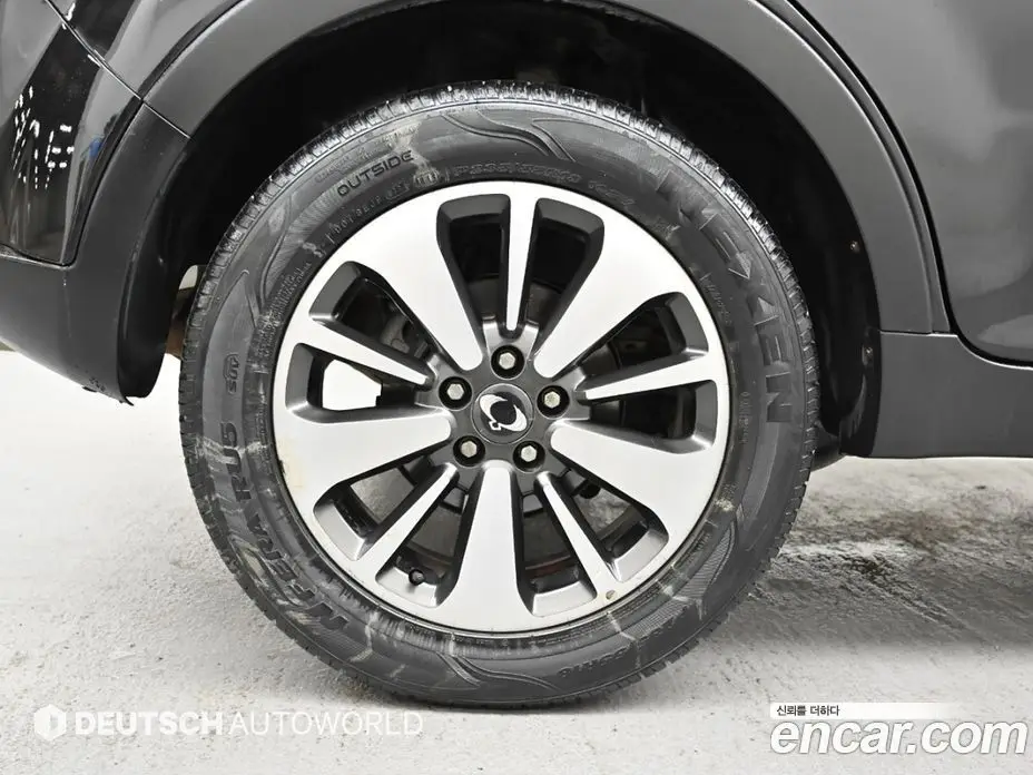 SsangYong Korando 2015 2.0 автомат (гидро), фото 5