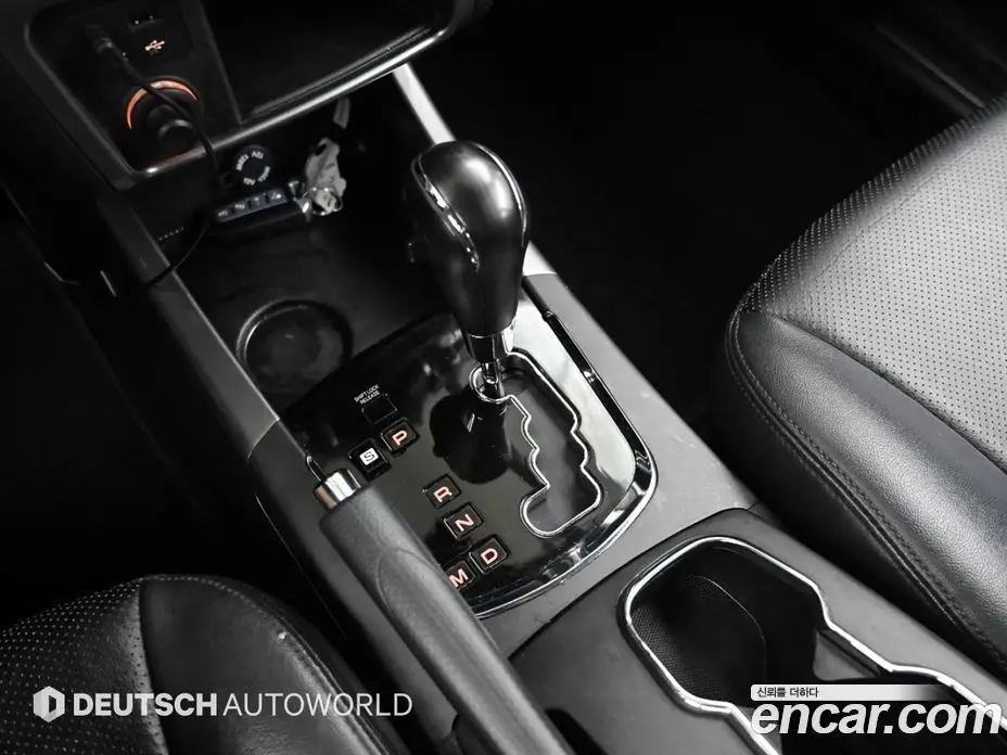 SsangYong Korando 2015 2.0 автомат (гидро), фото 9