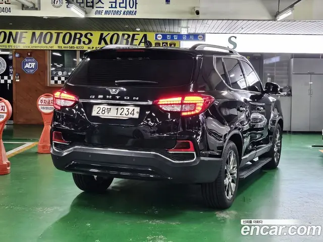 SsangYong Rexton 2017 2.2 автомат (гидро), миниатюра 2