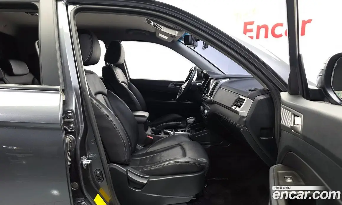 SsangYong Rexton 2019 2.2 автомат (гидро), фото 16