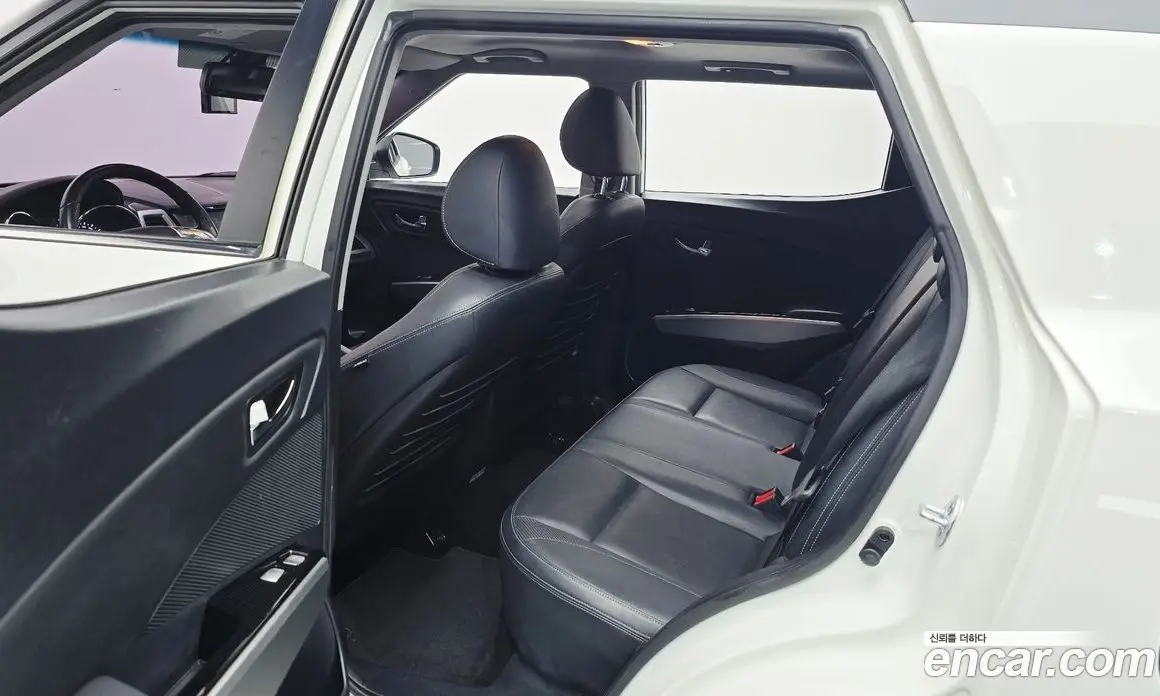 SsangYong TIBOLI 2015 1.6 автомат (гидро), фото 12