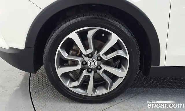 SsangYong TIBOLI 2015 1.6 автомат (гидро), миниатюра 5