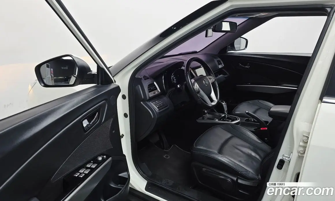SsangYong TIBOLI 2015 1.6 автомат (гидро), фото 10