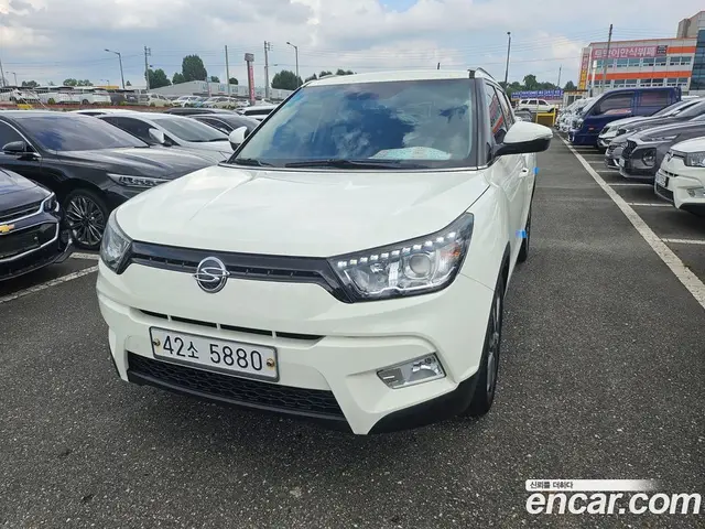 SsangYong TIBOLI 2015 1.6 автомат (гидро), миниатюра 1