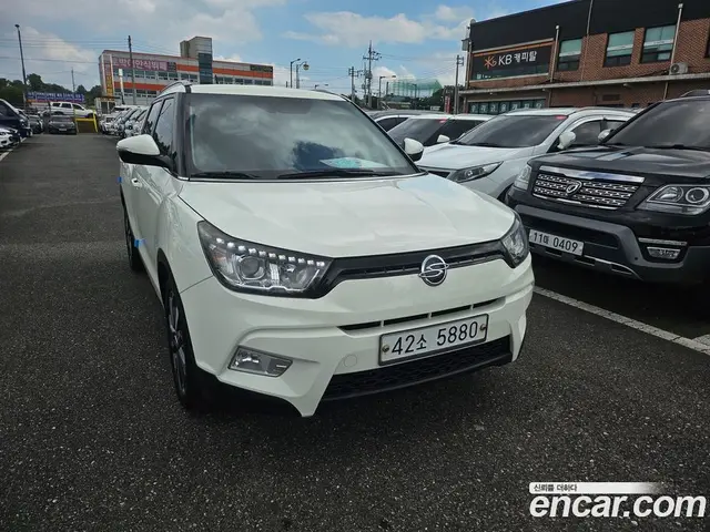 SsangYong TIBOLI 2015 1.6 автомат (гидро), миниатюра 2