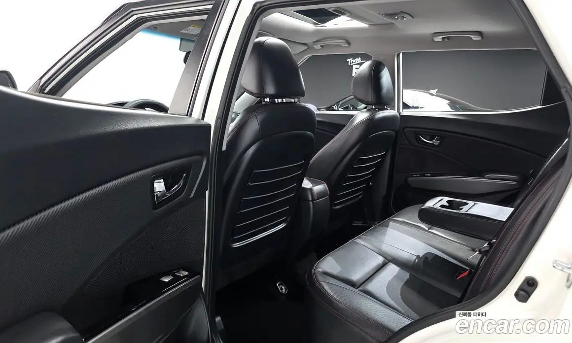 SsangYong TIBOLI 2017 1.6 автомат (гидро), фото 17