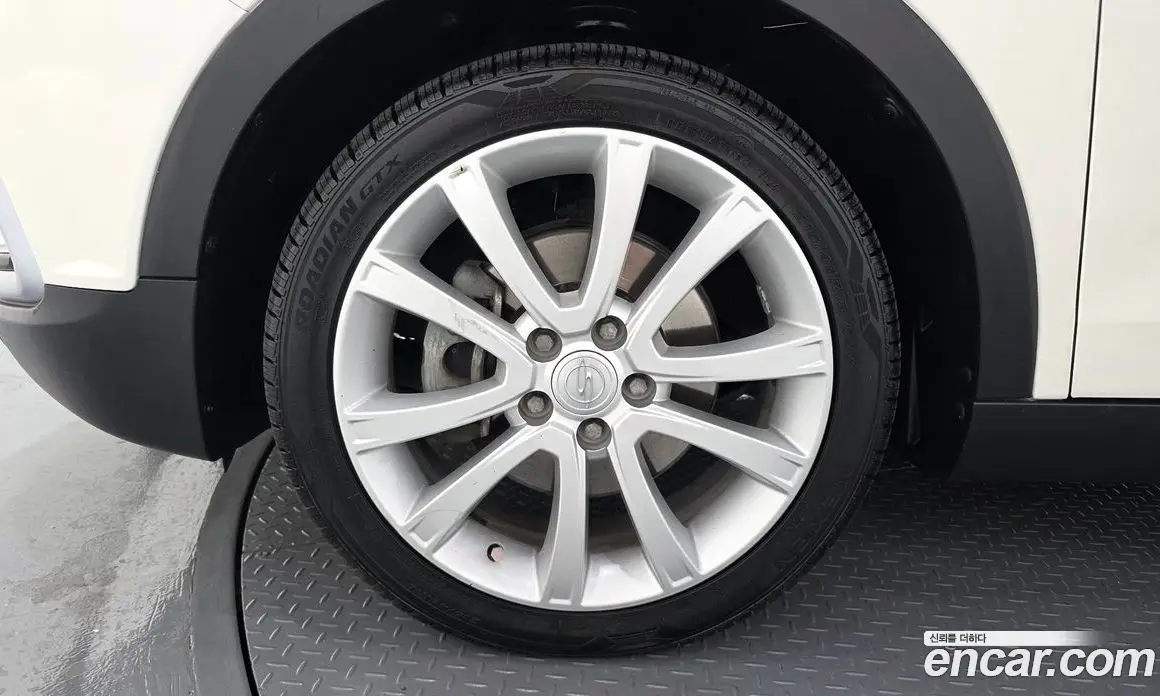 SsangYong TIBOLI 2017 1.6 автомат (гидро), фото 5