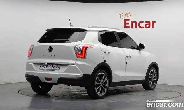 SsangYong TIBOLI 2017 1.6 автомат (гидро), миниатюра 2
