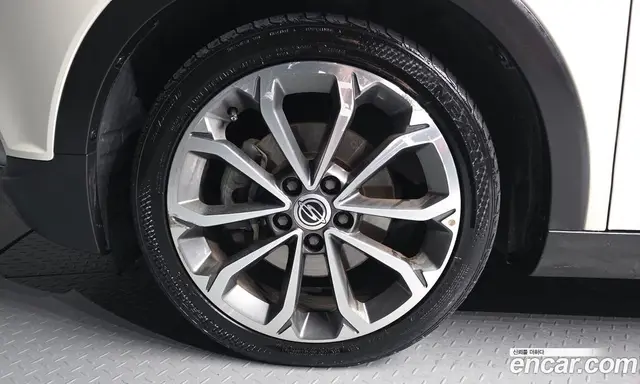 SsangYong TIBOLI 2018 1.6 автомат (гидро), миниатюра 5