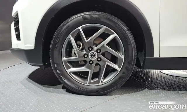 SsangYong TIBOLI 2022 1.5 автомат (гидро), миниатюра 5