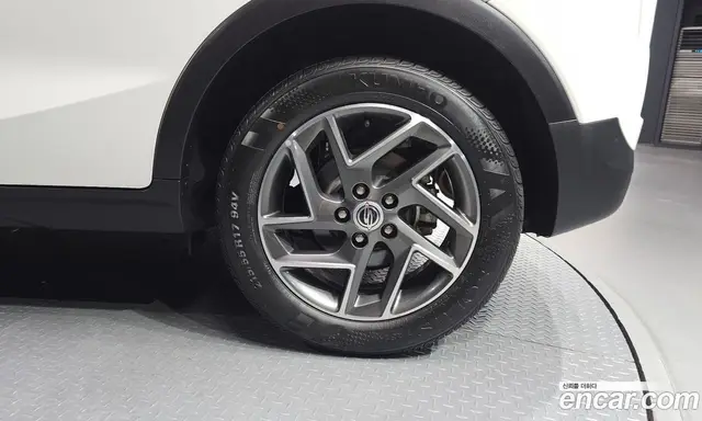 SsangYong TIBOLI 2022 1.5 автомат (гидро), миниатюра 7