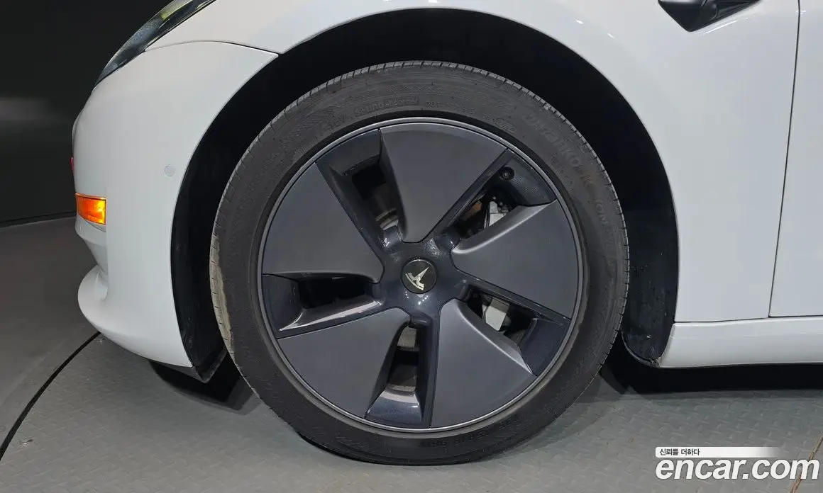Tesla Model 3 2022 0.2 автомат (гидро), фото 5