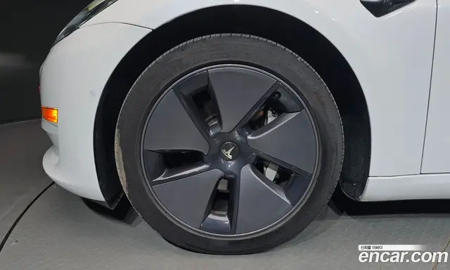 Tesla Model 3 2022 0.2 автомат (гидро), миниатюра 5