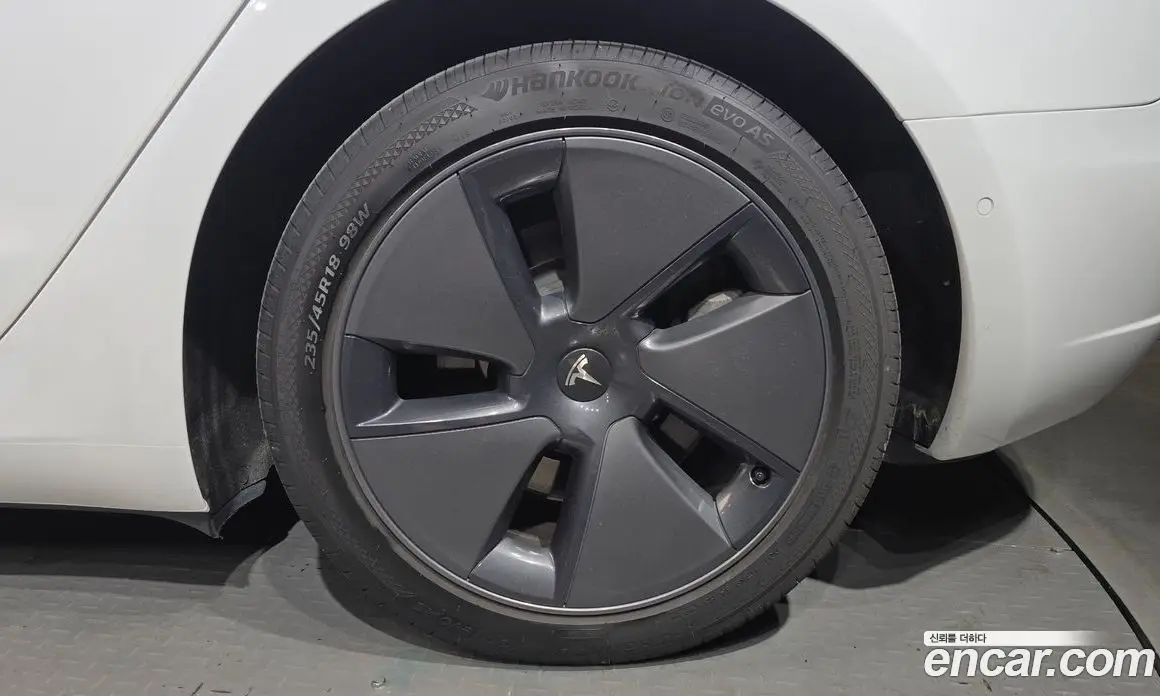 Tesla Model 3 2022 0.2 автомат (гидро), фото 7