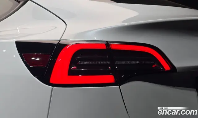 Tesla Model 3 2022 0.2 автомат (гидро), миниатюра 9