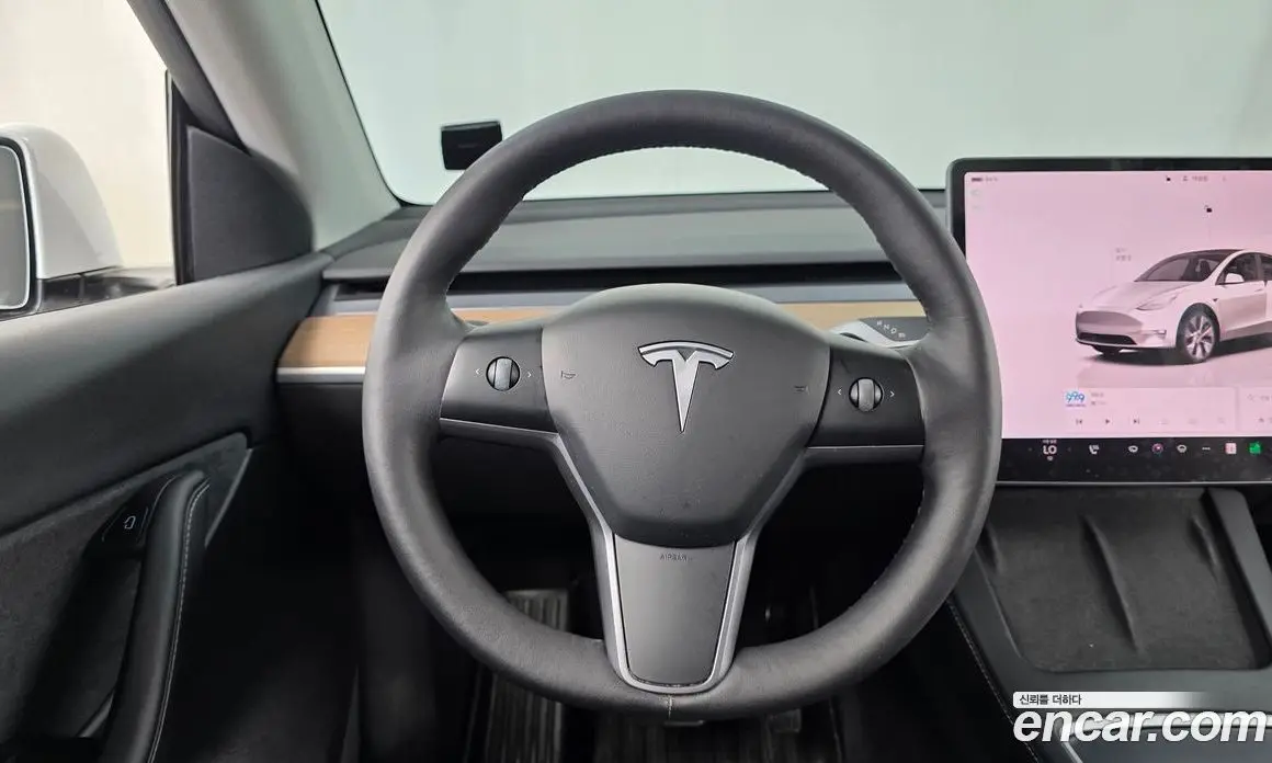 Tesla Model Y 2022 0.2 автомат (гидро), фото 12