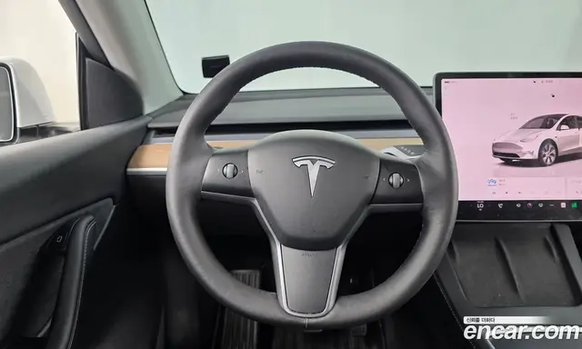 Tesla Model Y 2022 0.2 автомат (гидро), миниатюра 12