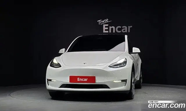 Tesla Model Y 2022 0.2 автомат (гидро), миниатюра 3