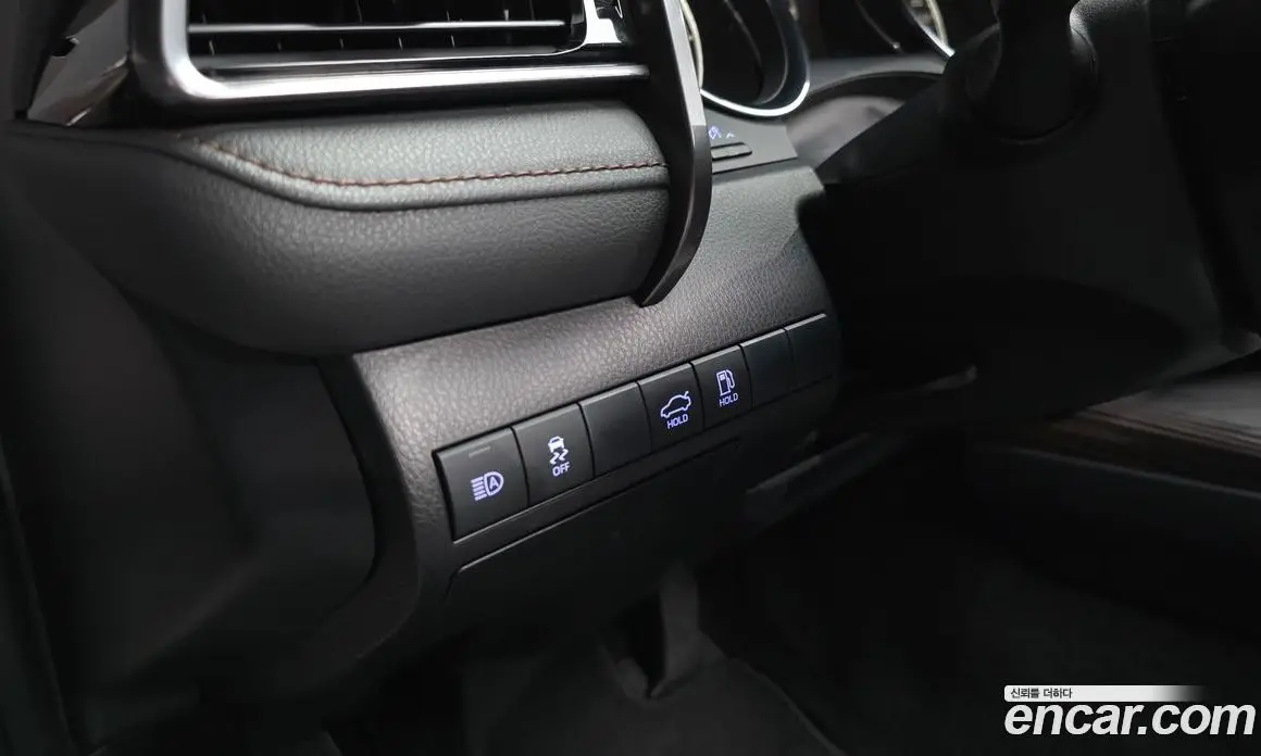 Toyota Camry 2018 2.5 автомат (гидро), фото 28
