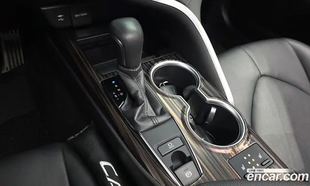 Toyota Camry 2019 2.5 автомат (гидро), миниатюра 11