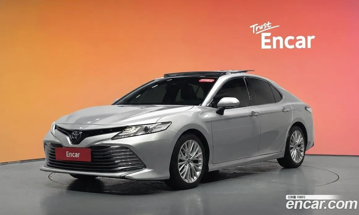 Toyota Camry 2019 2.5 автомат (гидро), фото 30