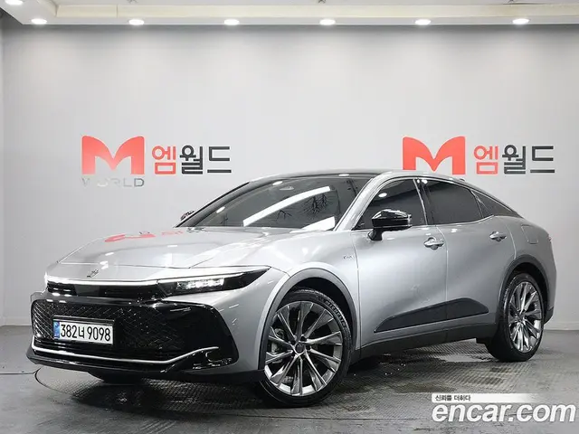 Toyota Crown, 2025, 6 977 км