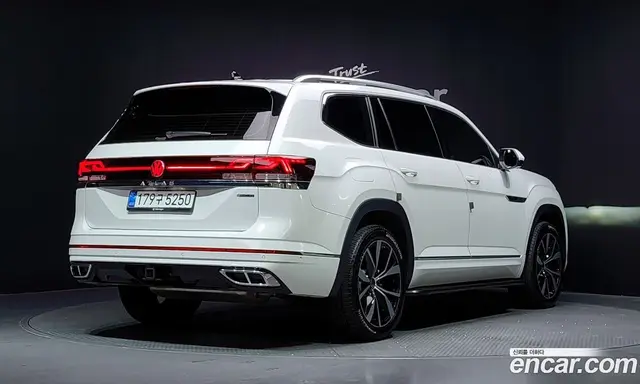 Volkswagen Atlas 2025 2.0 автомат (гидро), миниатюра 2