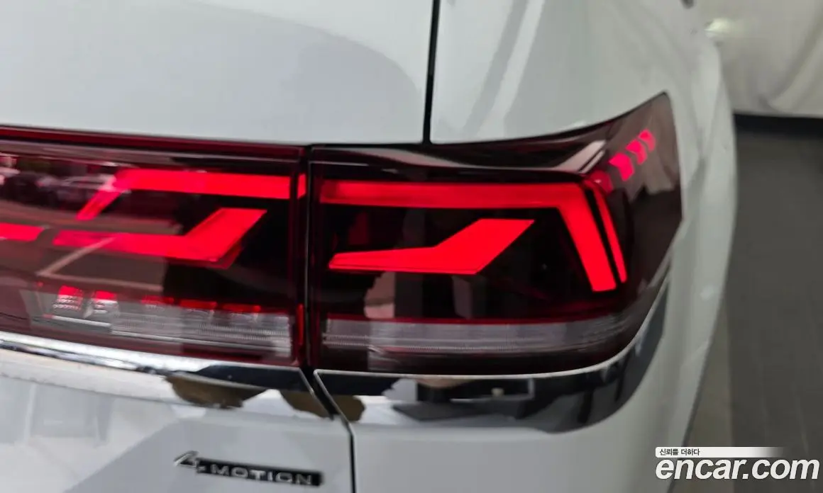 Volkswagen Atlas 2025 2.0 автомат (гидро), фото 9