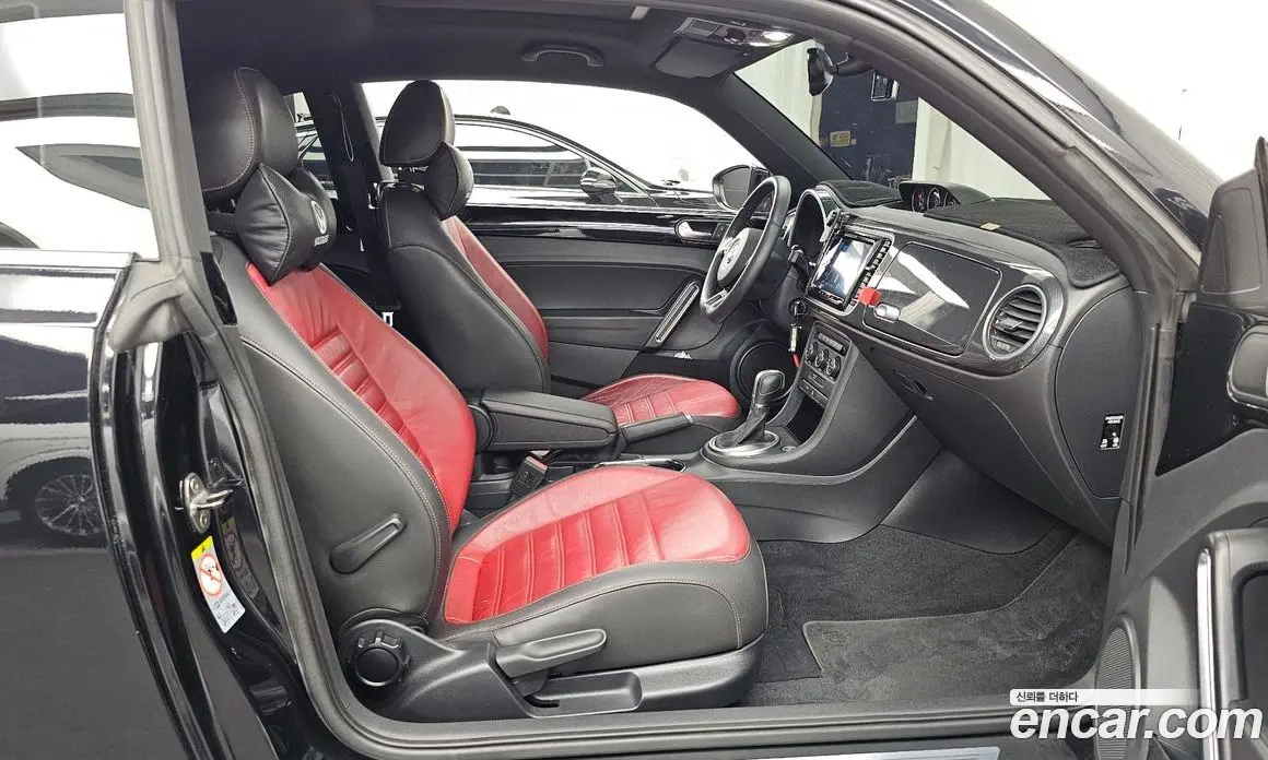 Volkswagen Beatle 2014 2.0 автомат (гидро), фото 11