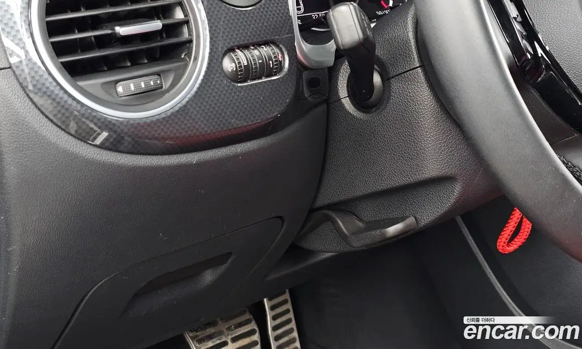 Volkswagen Beatle 2014 2.0 автомат (гидро), фото 16