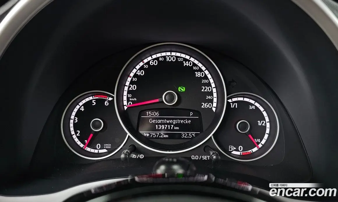 Volkswagen Beatle 2014 2.0 автомат (гидро), фото 8