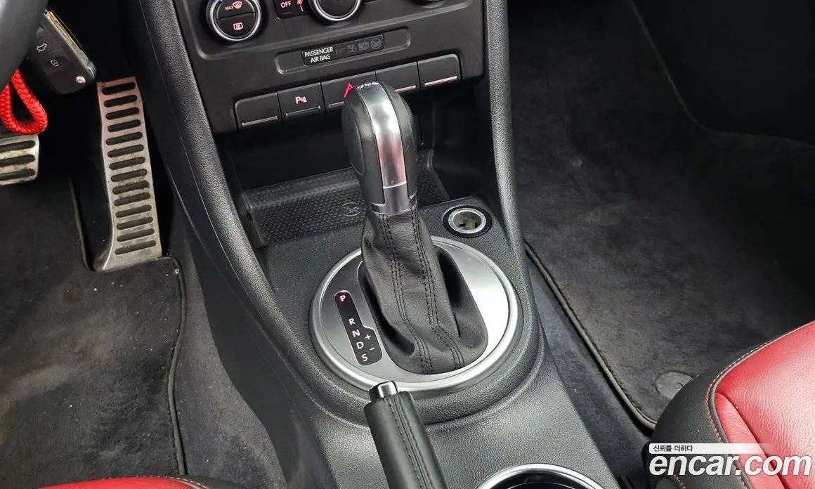 Volkswagen Beatle 2014 2.0 автомат (гидро), фото 9